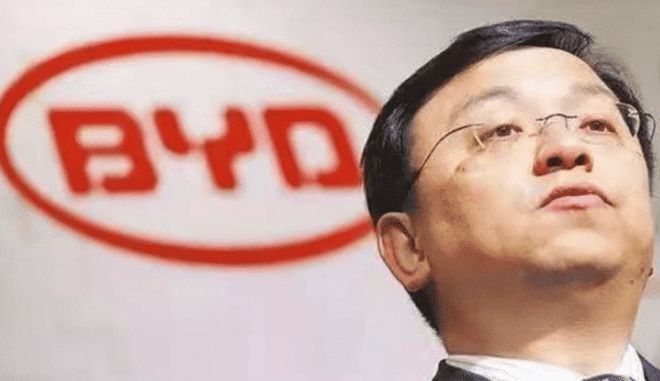 今日上市！王传福放出“黑马”！媲美保时捷配刀片电池这个价格不火都难(图1)