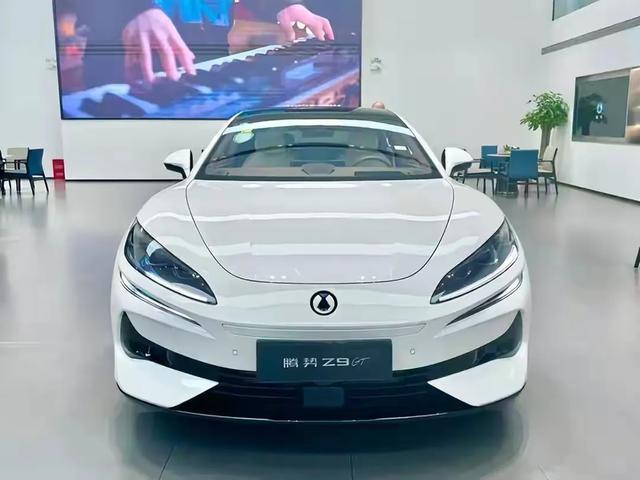腾势Z9GT首搭易三方开启智能豪华出行新时代(图1)